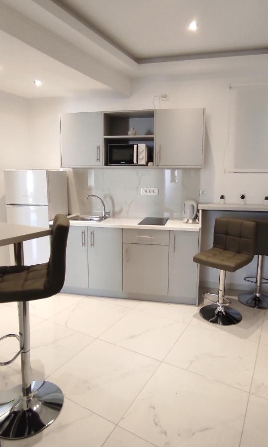 Zen Apartments Laganas Luaran gambar