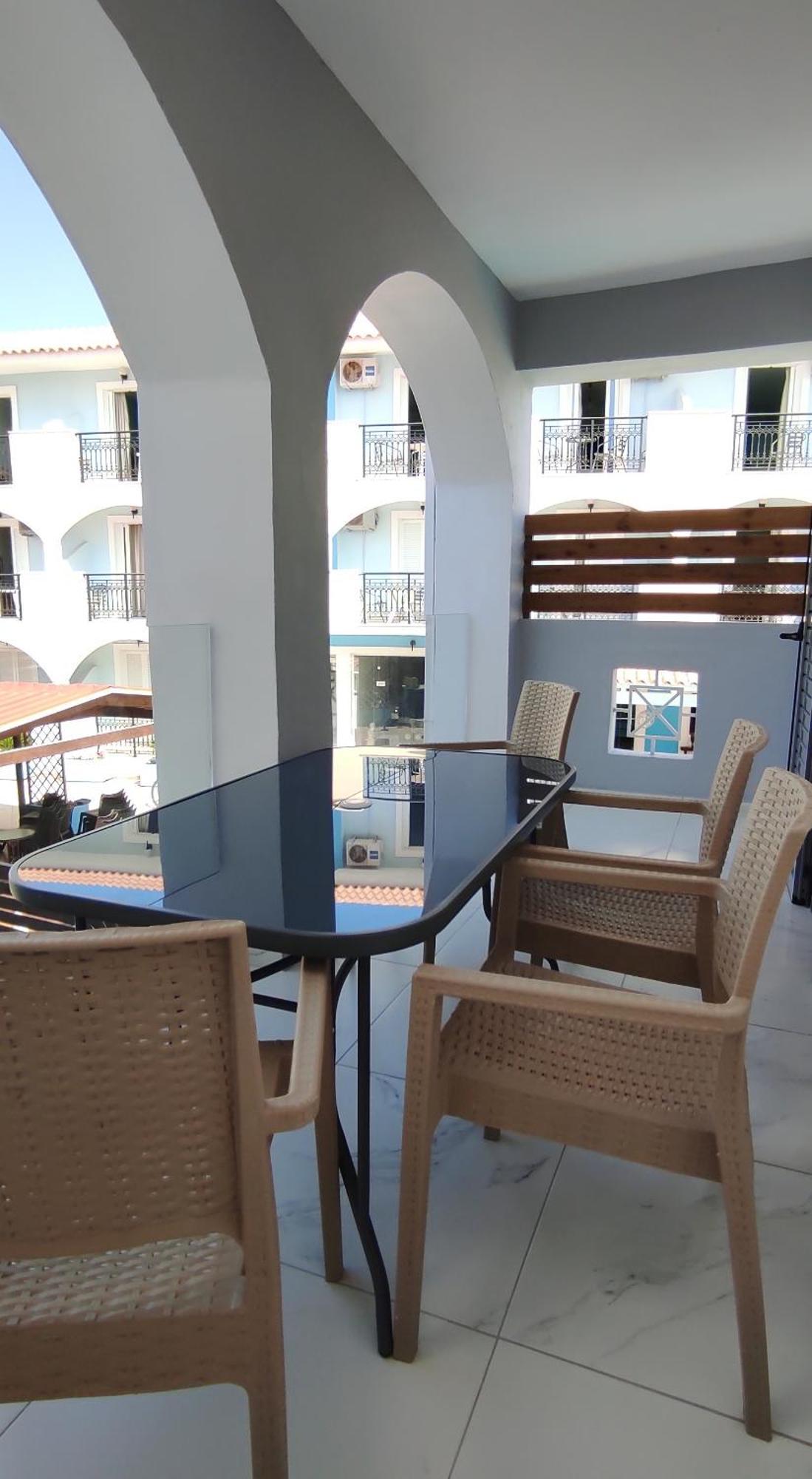 Zen Apartments Laganas Bilik gambar
