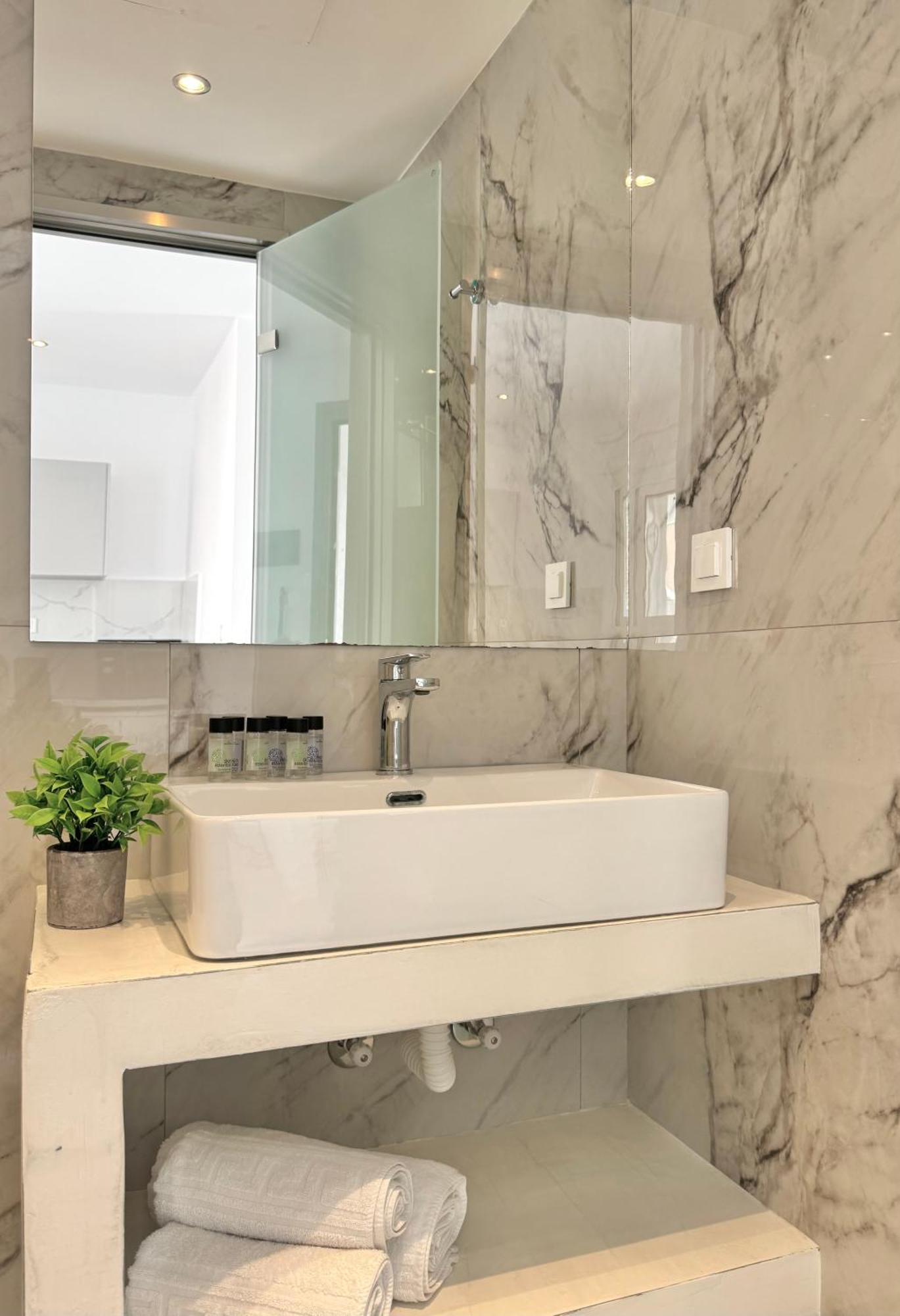 Zen Apartments Laganas Luaran gambar